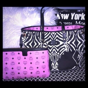 REDUCED $$ AUTHENTIC MCM Visetos Reversible Tote